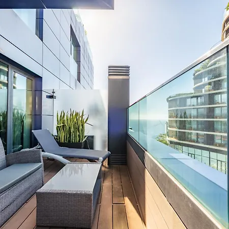 Spacious 3br Prime Av Infante 아파트