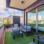 Spacious 3br Prime Av Infante