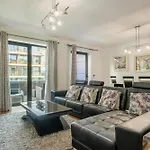 아파트 Spacious 3br Prime Av Infante *