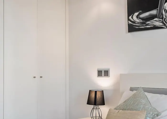 Apartman Spacious 3br Prime Av Infante *