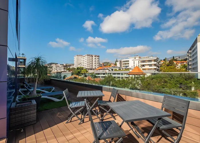 Apartman Spacious 3br Prime Av Infante