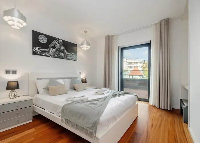 Apartman Spacious 3br Prime Av Infante