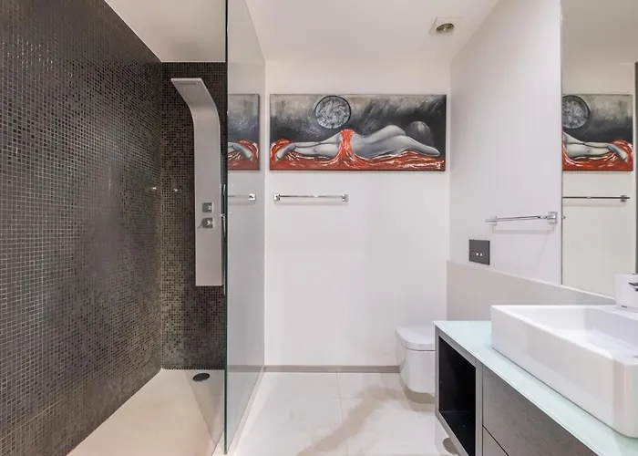 Apartman Spacious 3br Prime Av Infante