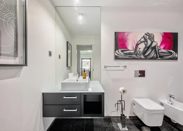 Spacious 3br Prime Av Infante *