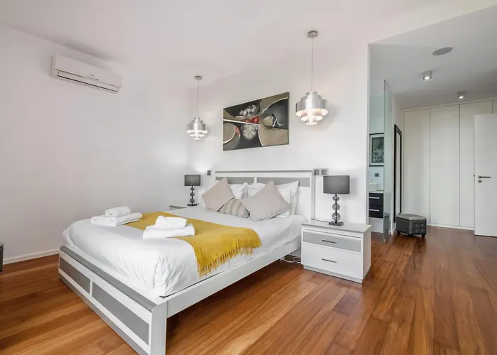 Apartman Spacious 3br Prime Av Infante